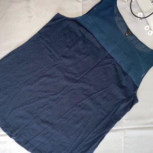 Sleeveless blouse
